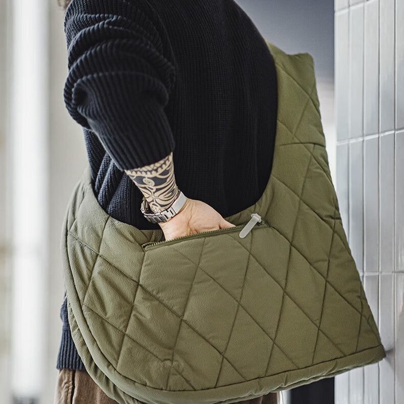 QUILTED PUFFER VEST BAG