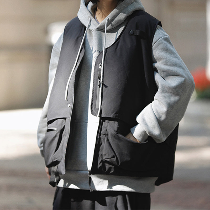 V-NECK TAPE TIGHTENING & ZIPPER PUFFER VEST