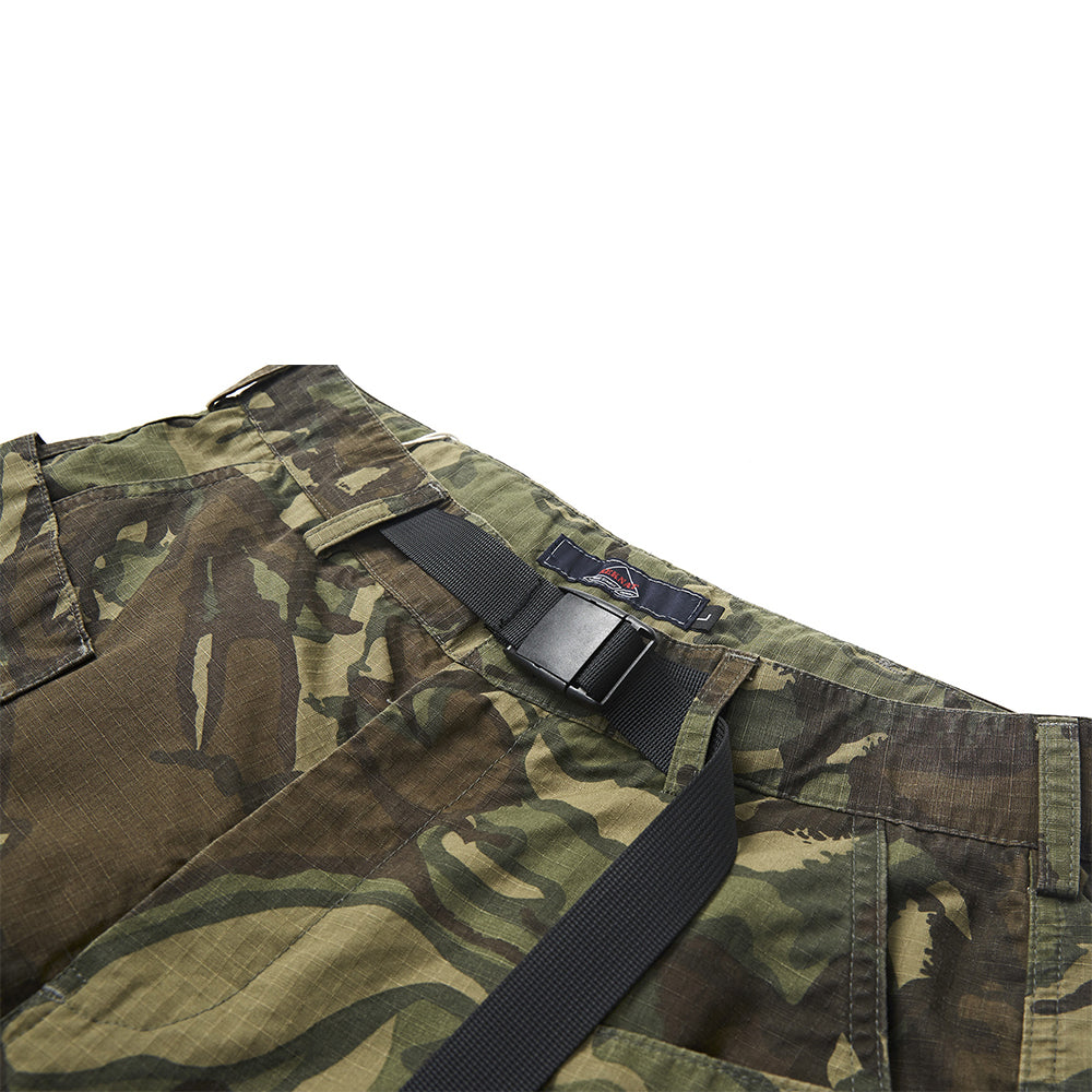 CAMO LARGE & DEEP POCKET KNEE SHORTS PANTS